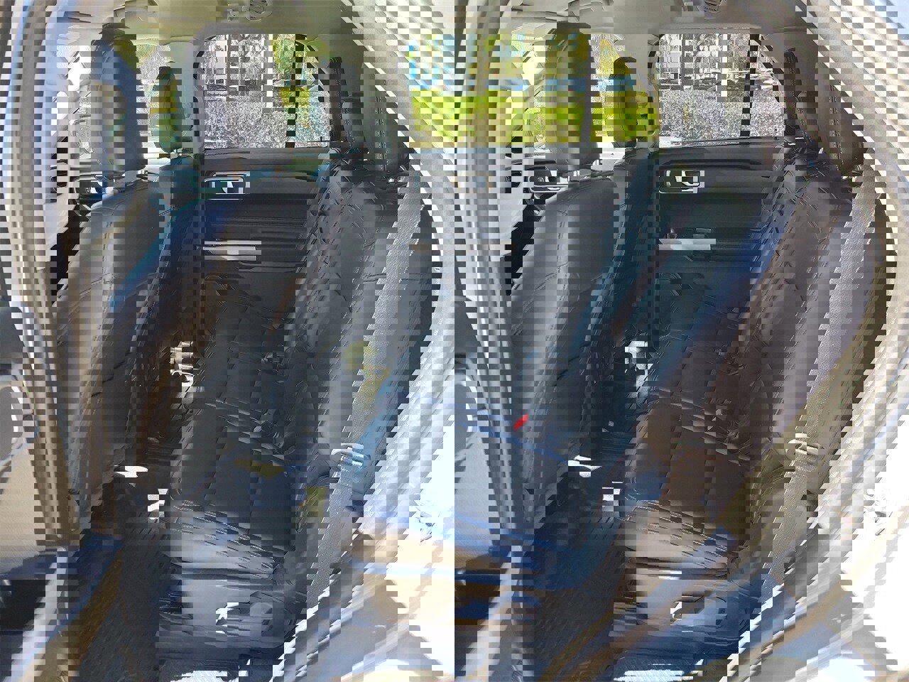 Used 2023 Ford Explorer XLT w/ Equipment Group 202A image 12