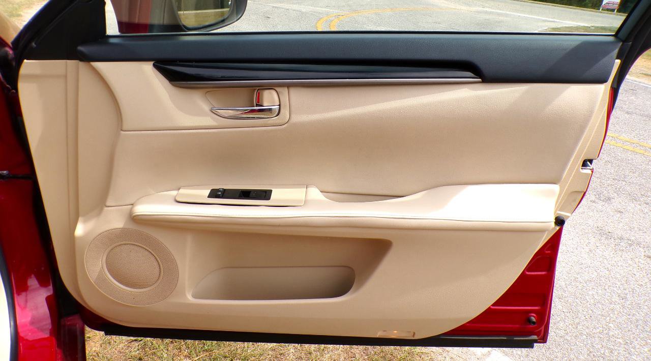 Used 2014 Lexus ES 350 FWD image 24
