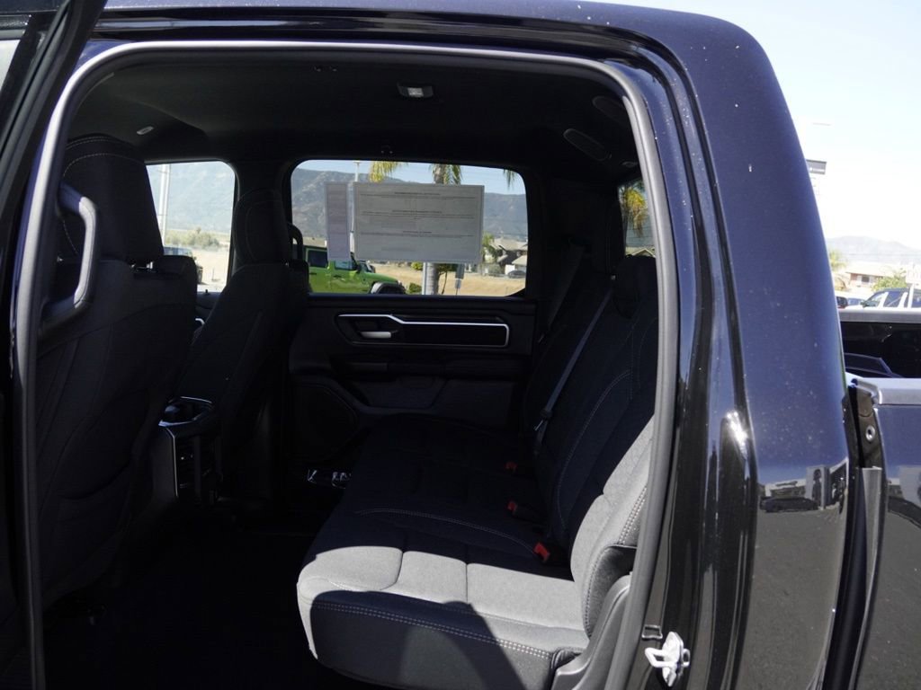 New 2026 RAM 1500 4x4 Crew Cab image 21
