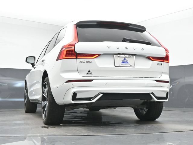 Used 2024 Volvo XC60 B5 Ultimate w/ Protection Package Premier AWD/4WD image 15