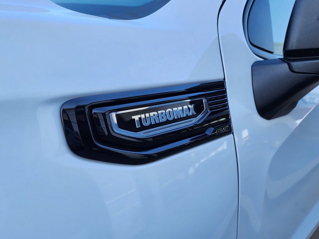 New 2026 GMC Sierra 1500 Elevation image 11