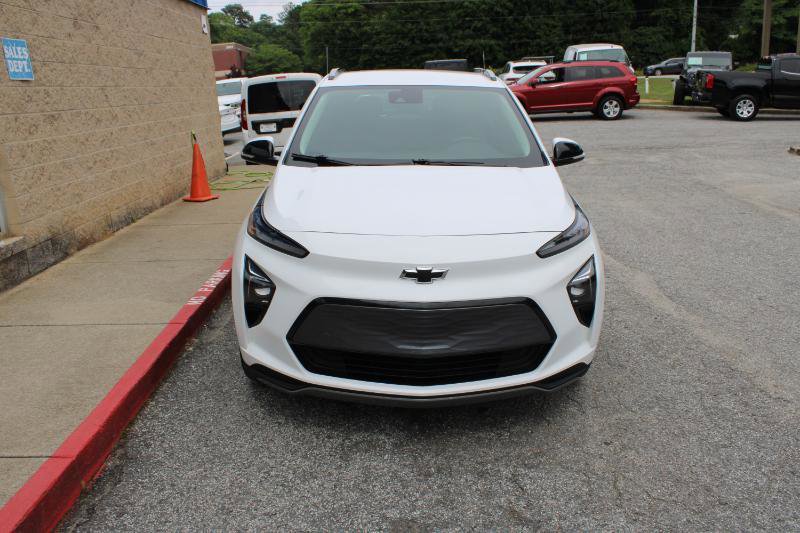 Used 2023 Chevrolet Bolt EUV LT w/ Convenience Package FWD image 2