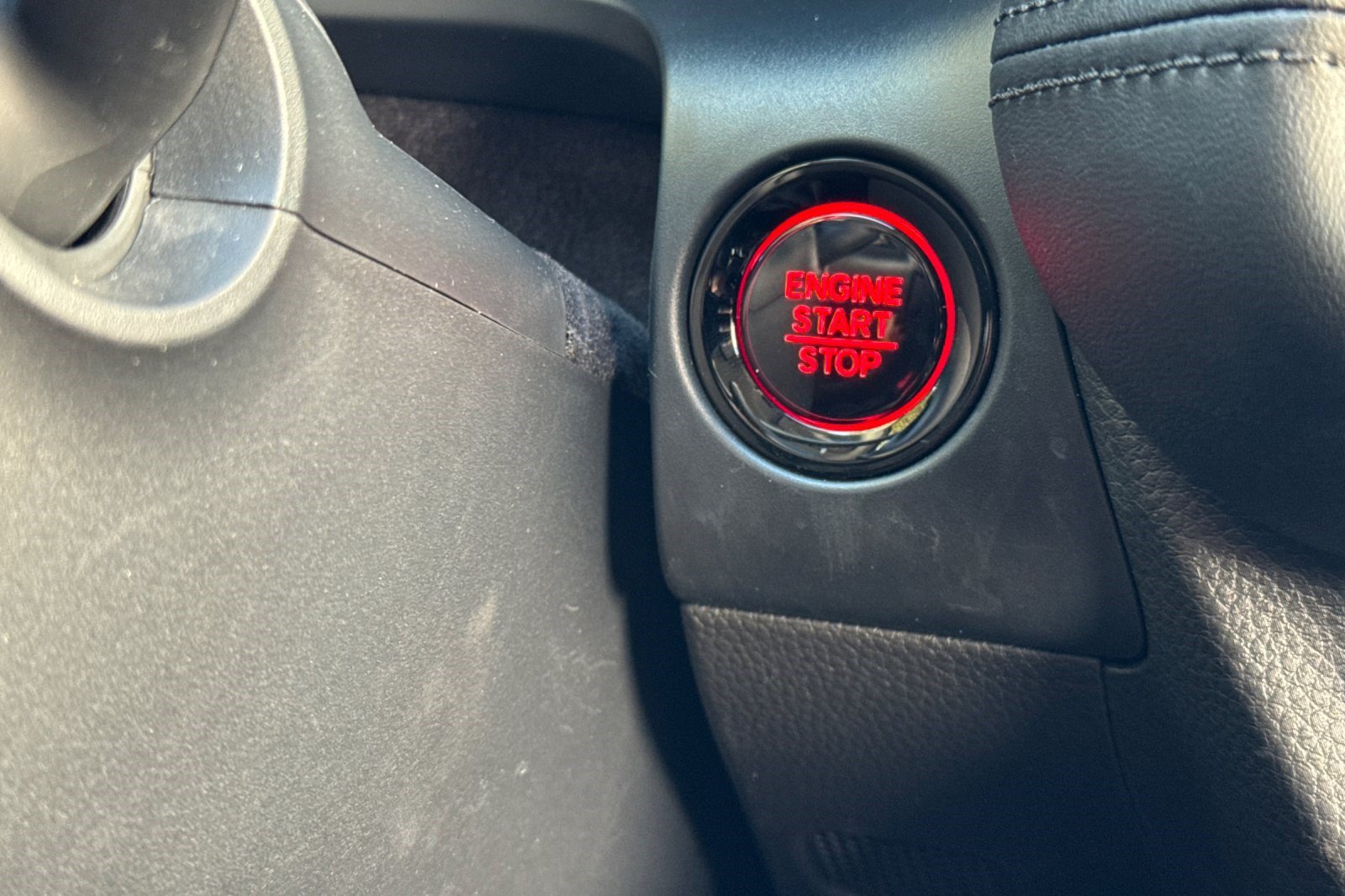Certified 2023 Honda HR-V LX image 16