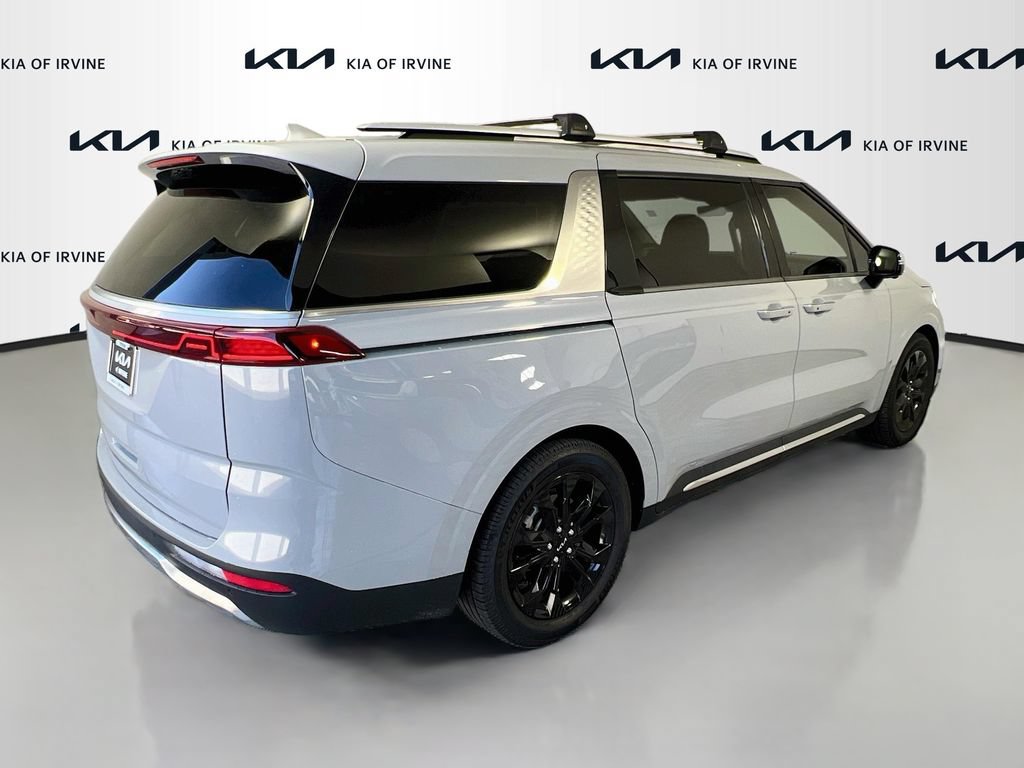 Certified 2024 Kia Carnival SX Prestige FWD image 9