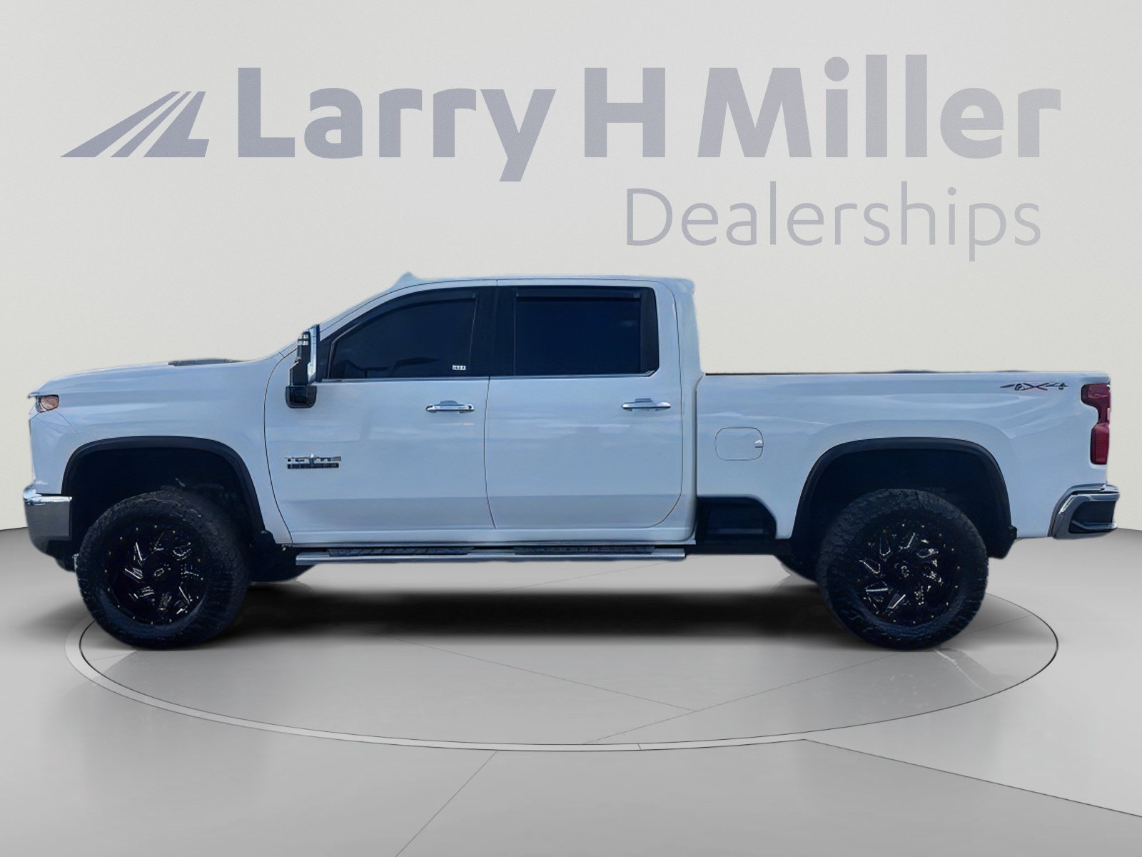 Used 2022 Chevrolet Silverado 2500 LTZ w/ LTZ Texas Edition AWD/4WD image 3
