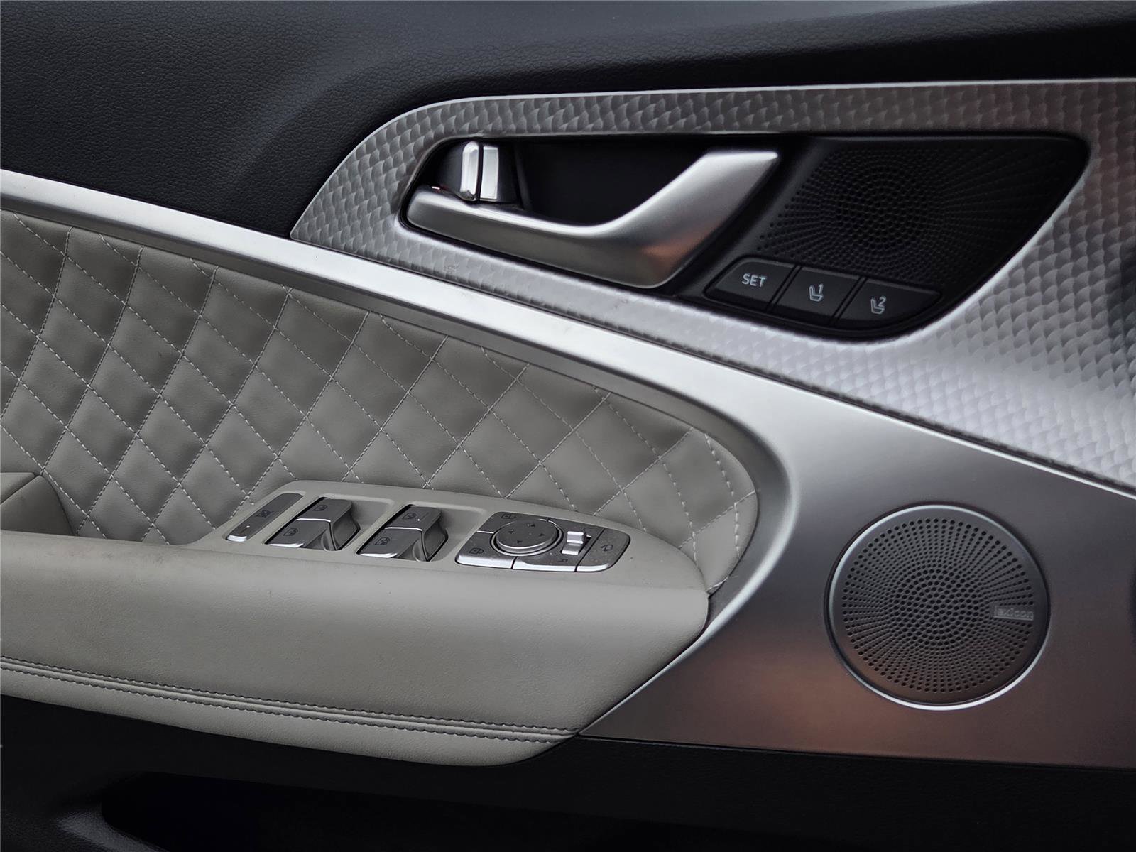 Used 2023 Genesis G70 3.3T w/ Sport Prestige Package RWD image 21