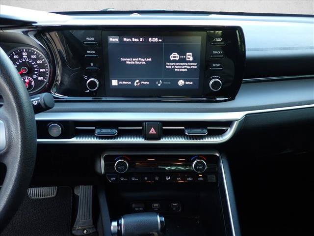Used 2021 Kia K5 LXS FWD image 8