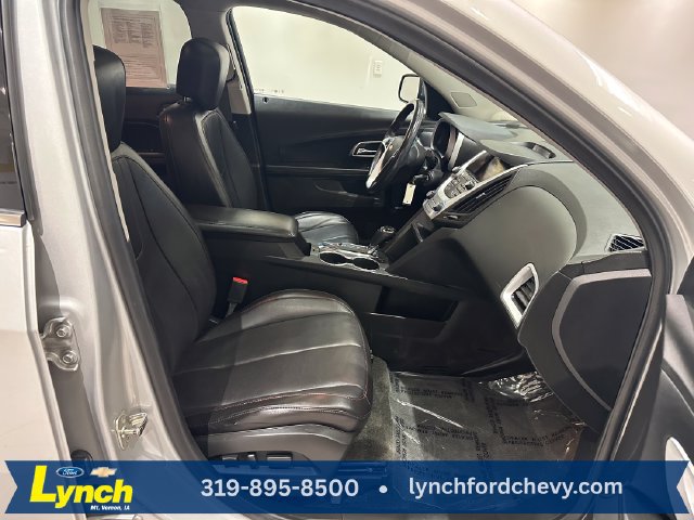 Used 2017 Chevrolet Equinox Premier w/ Enhanced Convenience Package FWD image 9