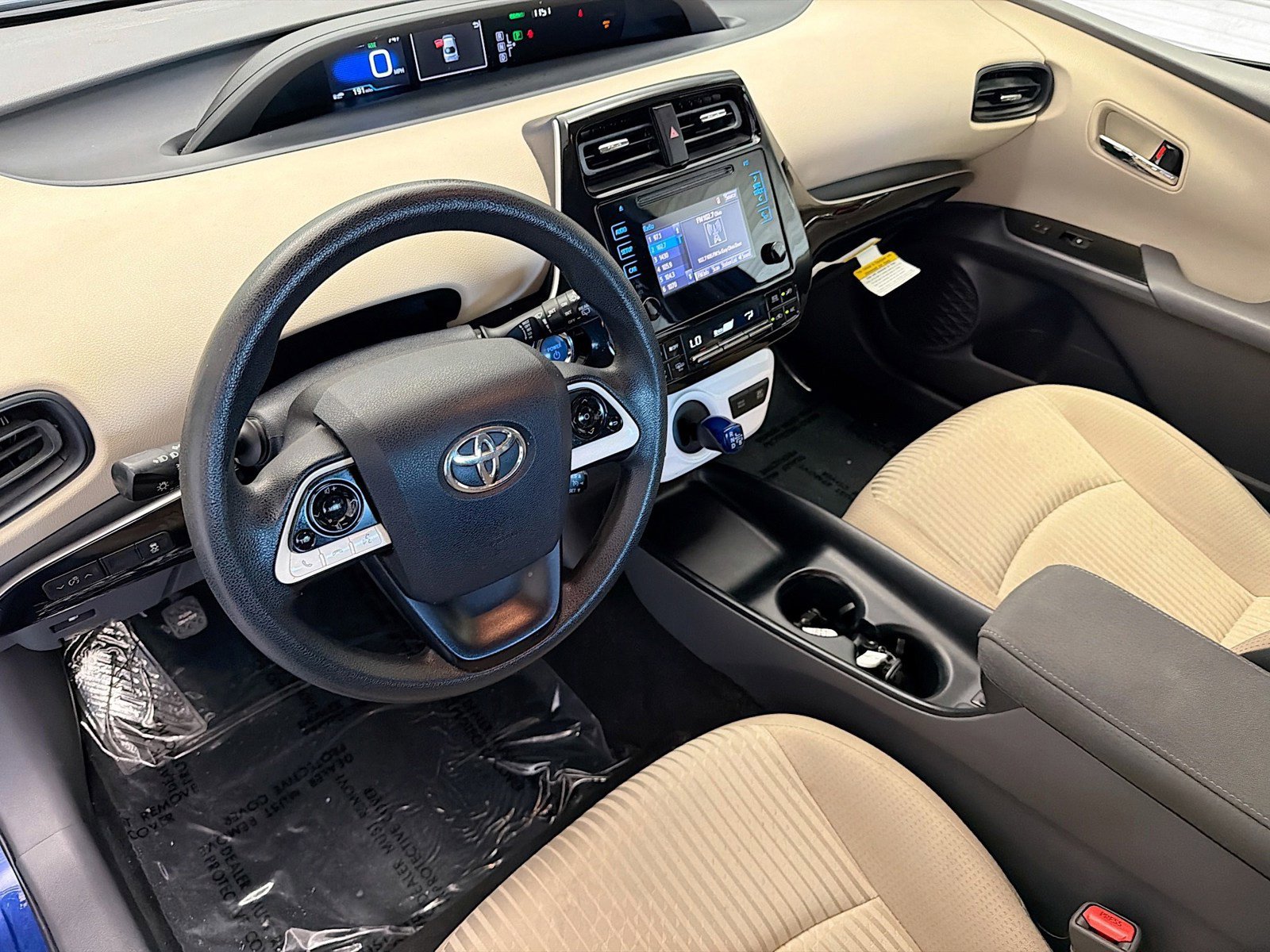 Used 2016 Toyota Prius Two FWD image 7