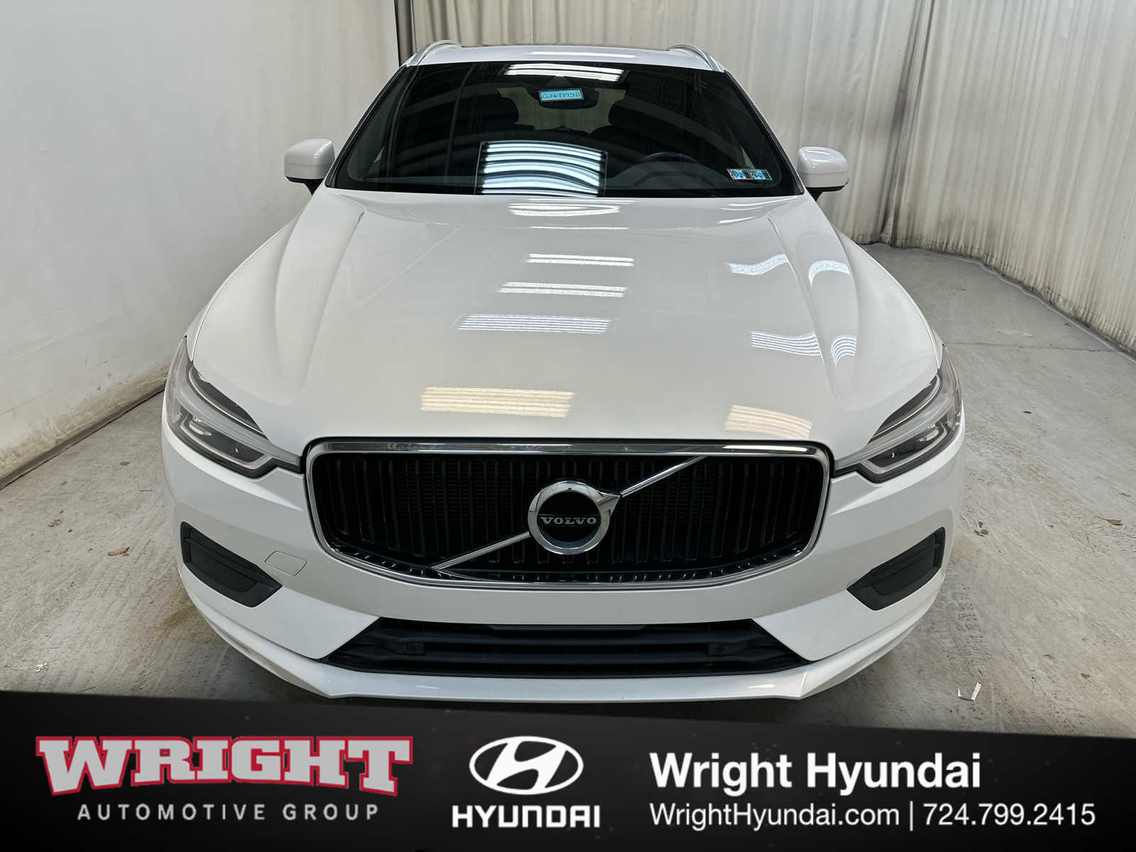 Used 2018 Volvo XC60 T5 Momentum w/ Convenience Package image 2