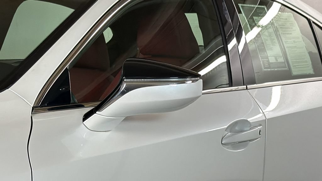 Used 2022 Lexus IS 300 AWD w/ Premium Package image 5