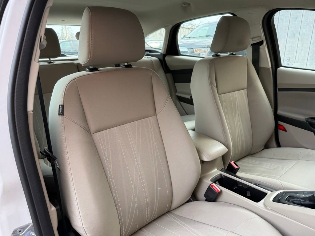 Used 2018 Ford Focus SE image 18
