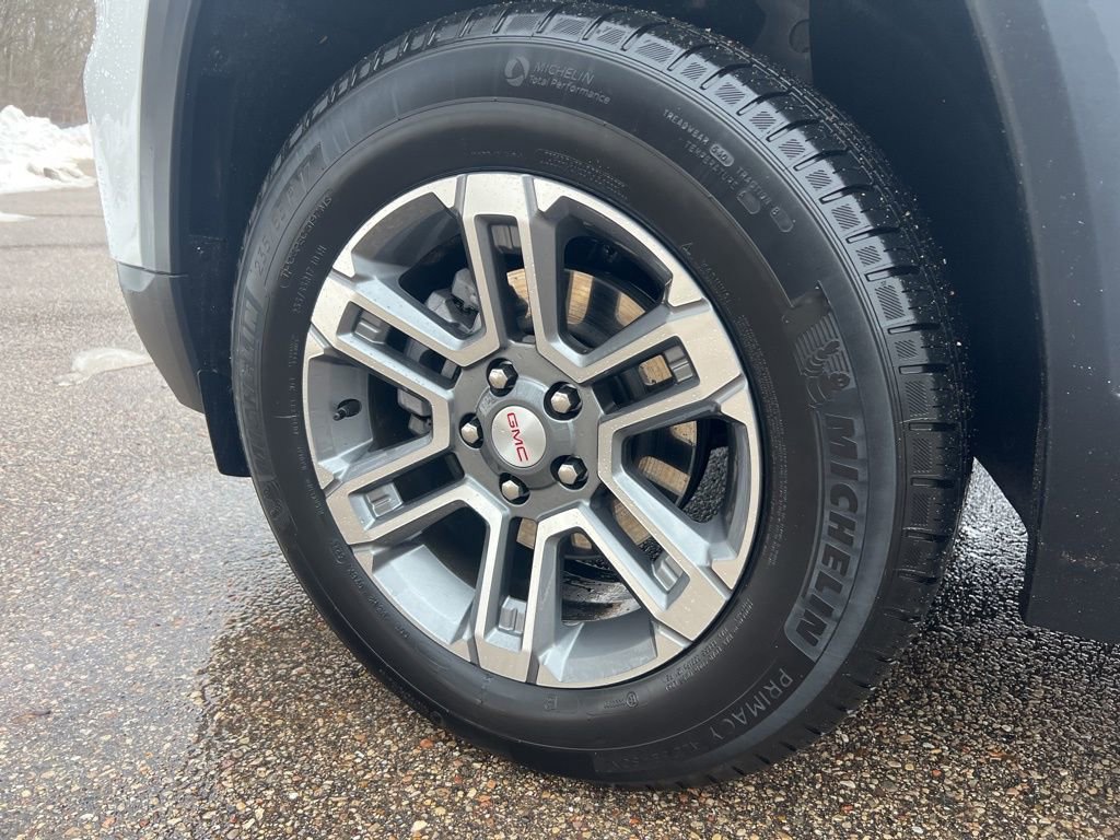 Certified 2025 GMC Terrain Elevation image 14