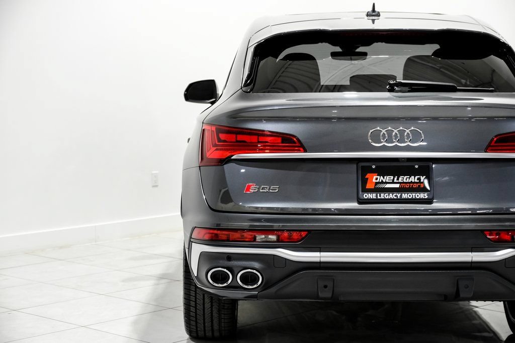 Used 2022 Audi SQ5 Prestige AWD/4WD image 46