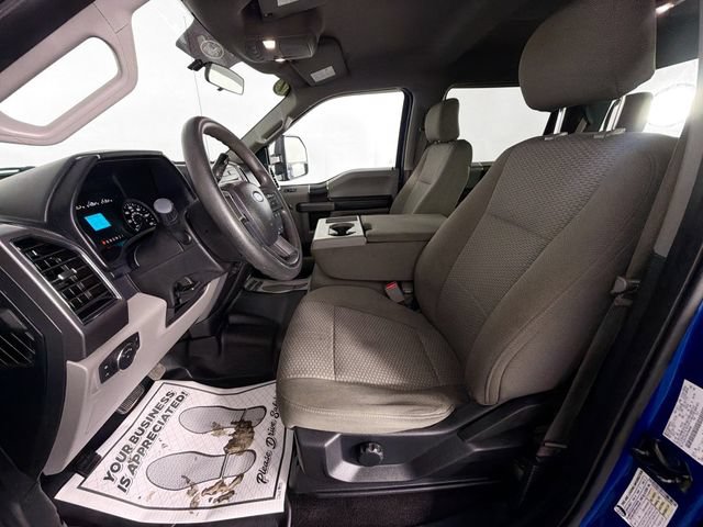 Used 2017 Ford F150 XLT AWD/4WD image 19