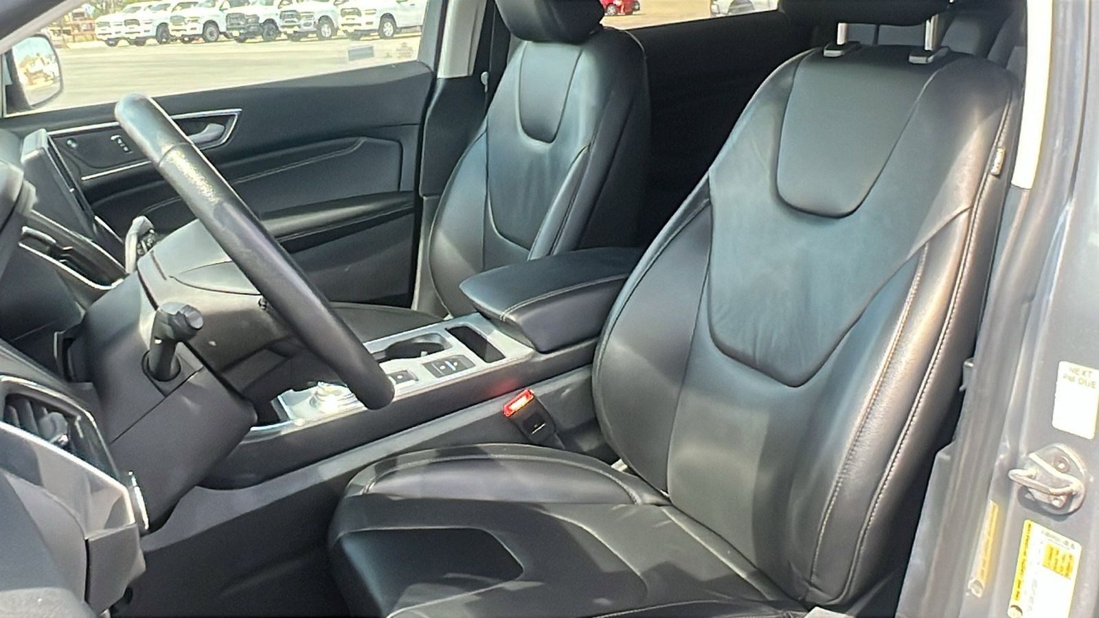 Used 2022 Ford Edge Titanium image 18