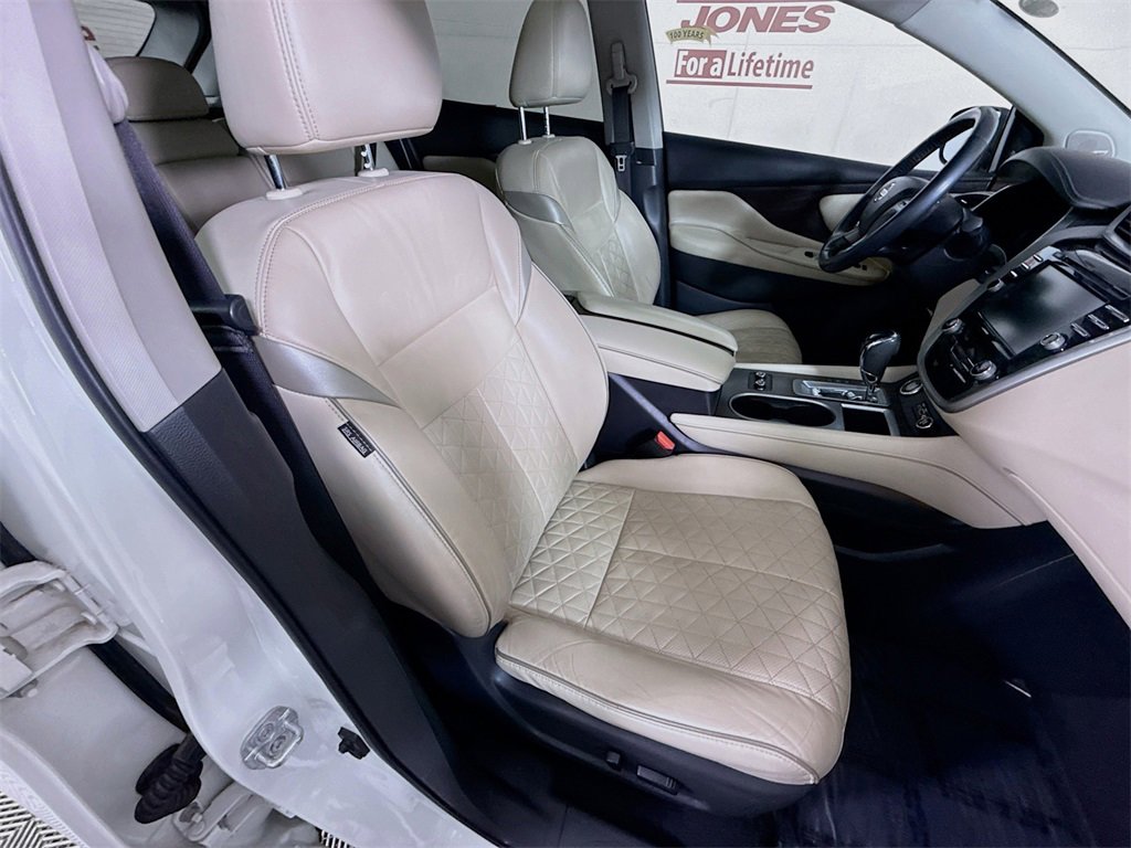 Used 2020 Nissan Murano Platinum w/ Cargo Package image 34