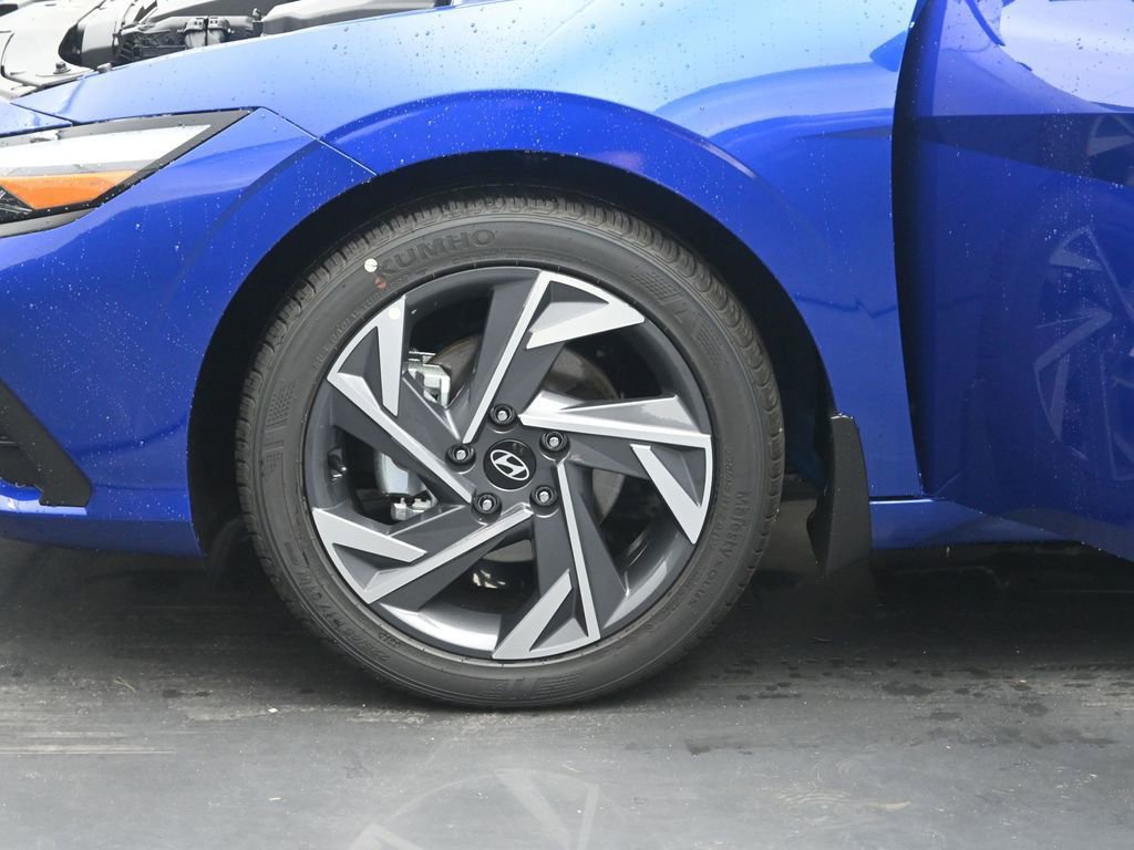 New 2025 Hyundai Elantra Sport image 35