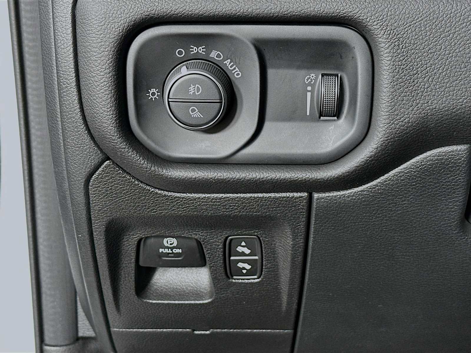 Used 2025 RAM 1500 Big Horn image 10