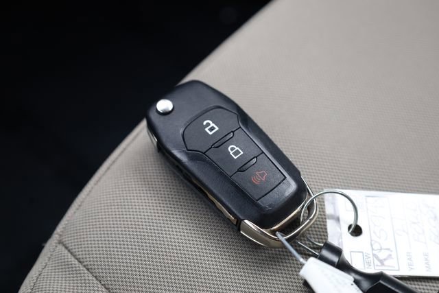 Used 2021 Ford EcoSport S image 26