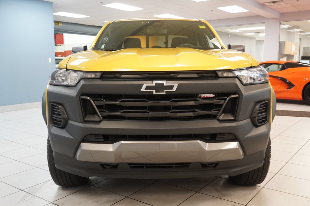 Used 2023 Chevrolet Colorado Trail Boss w/ Advanced Trailering Package AWD/4WD image 16