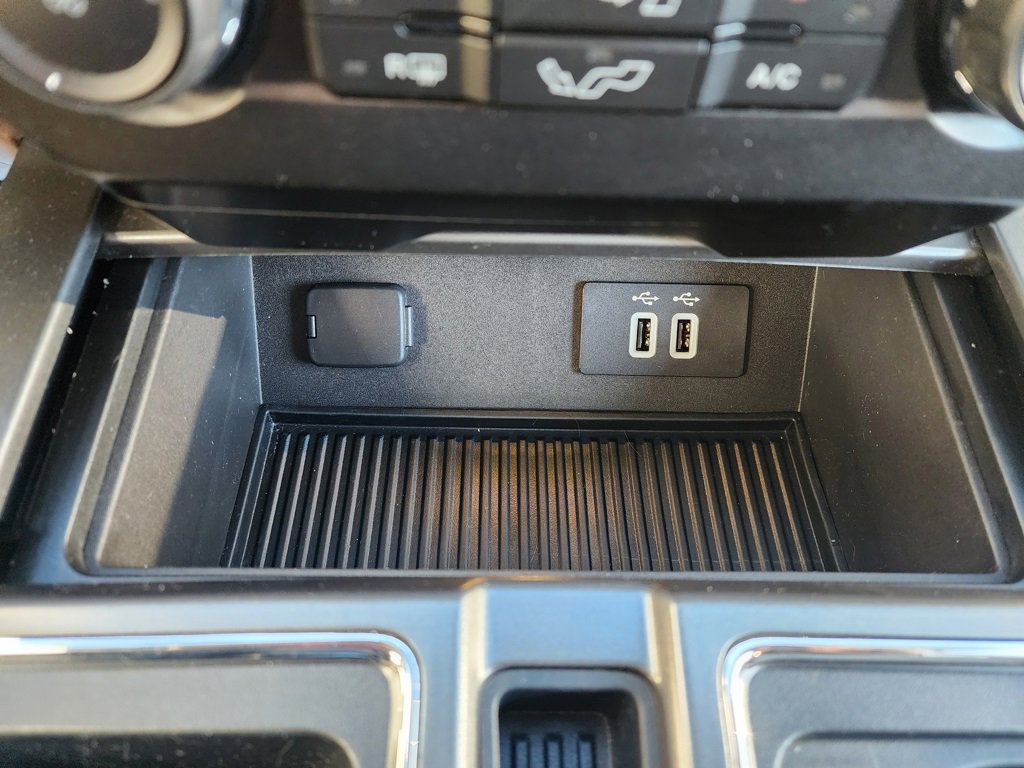 Used 2016 Ford F150 XLT w/ Equipment Group 302A Luxury image 43