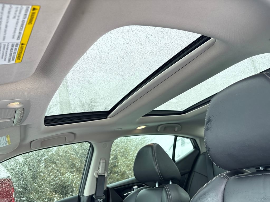 Used 2018 Nissan Maxima Platinum image 28