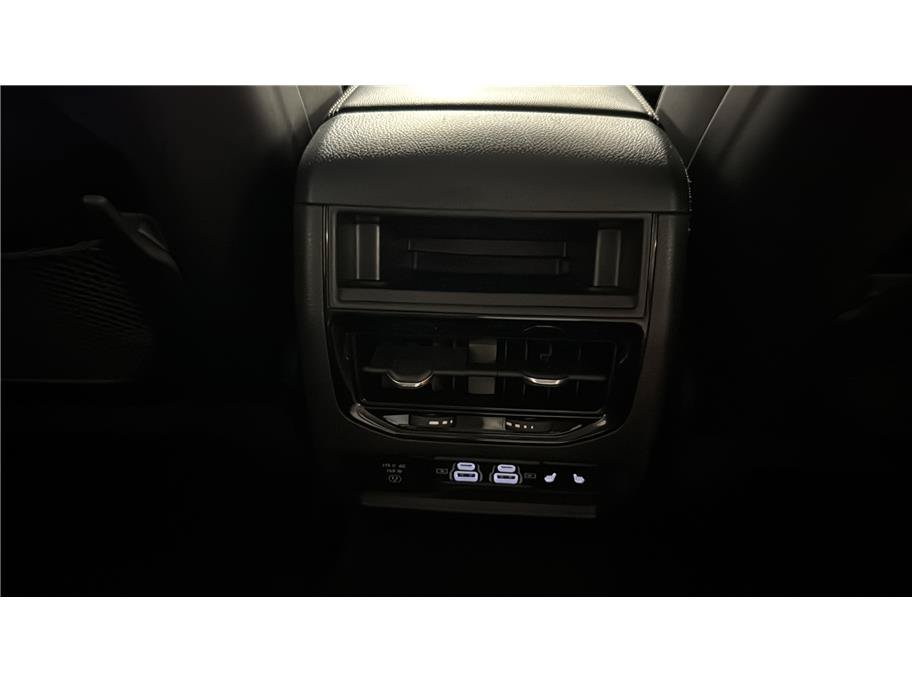 Used 2024 Jeep Grand Cherokee Limited 4xe AWD/4WD image 24