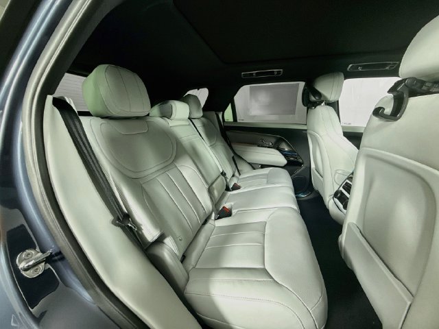 New 2027 Land Rover Range Rover Sport SE AWD/4WD image 29
