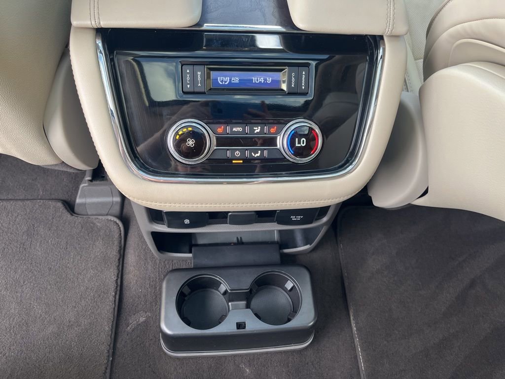 Used 2019 Lincoln Navigator Reserve image 28