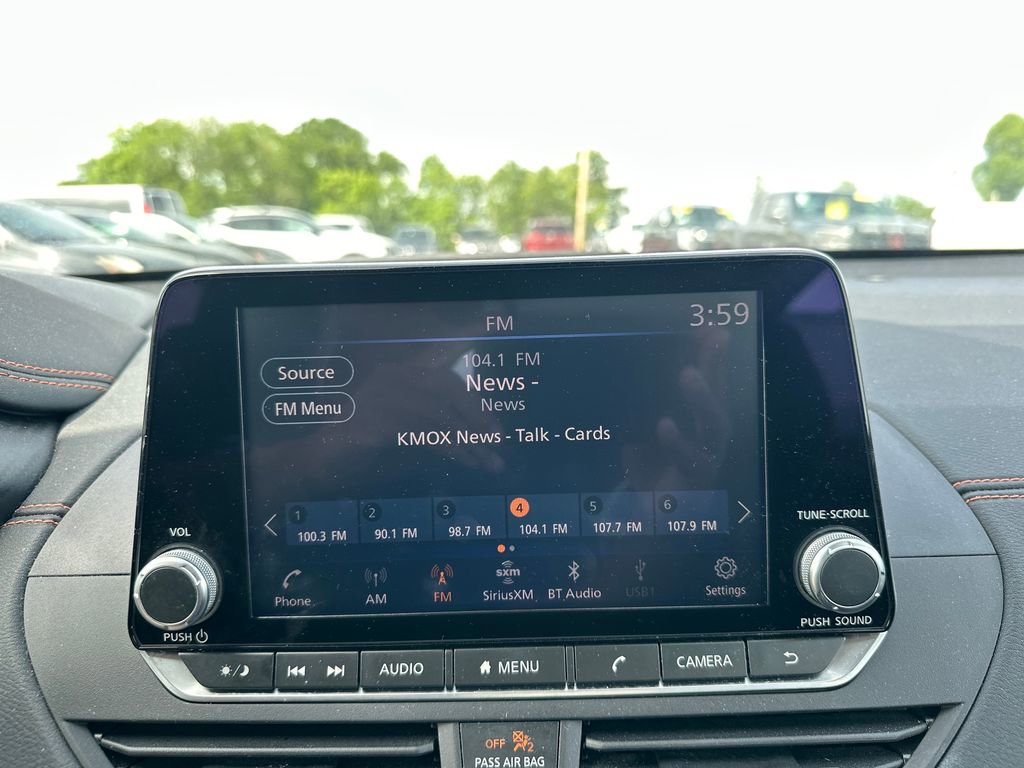 Used 2020 Nissan Altima 2.5 SR w/ Premium Package FWD image 20