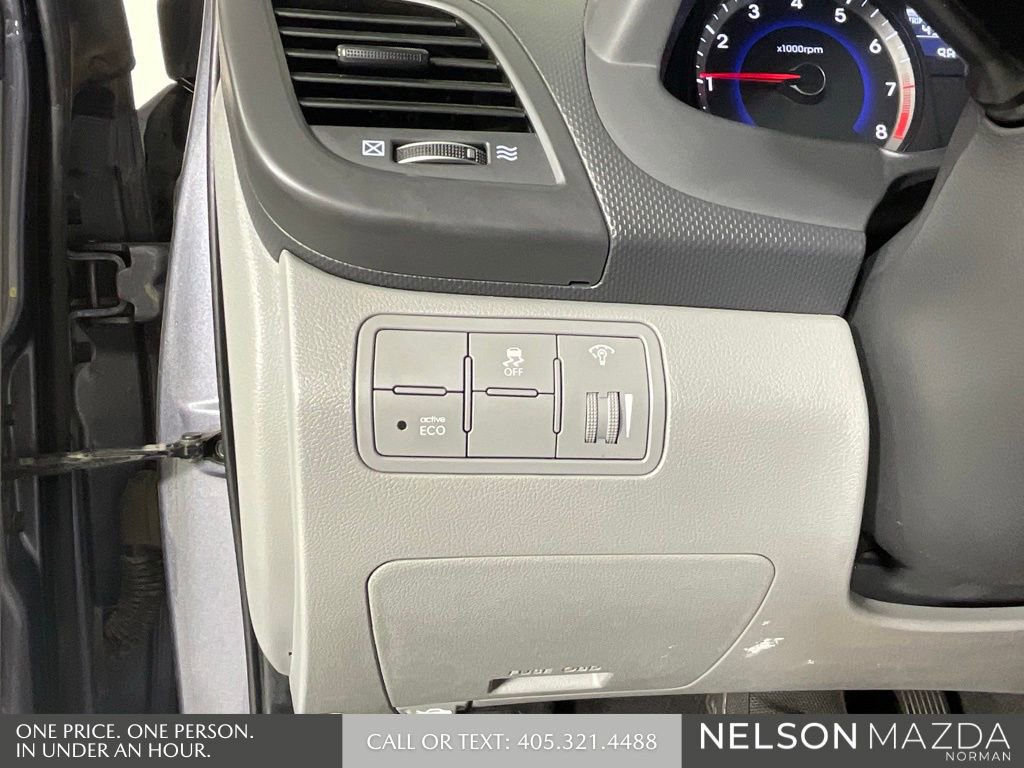 Used 2017 Hyundai Accent SE image 39