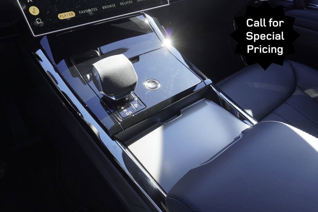 New 2025 Land Rover Range Rover Sport SE image 14