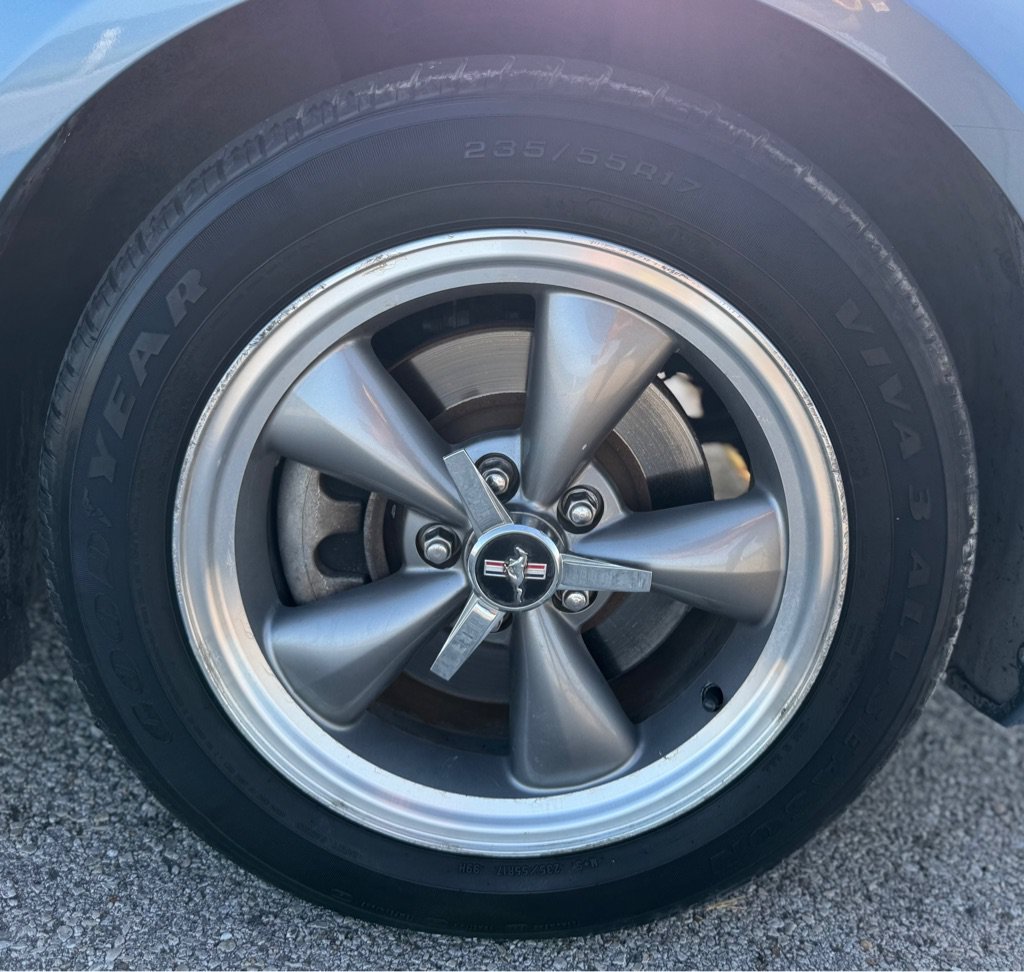 Used 2006 Ford Mustang GT RWD image 23