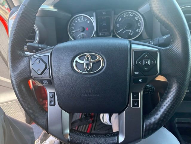 Used 2018 Toyota Tacoma SR5 AWD/4WD image 16