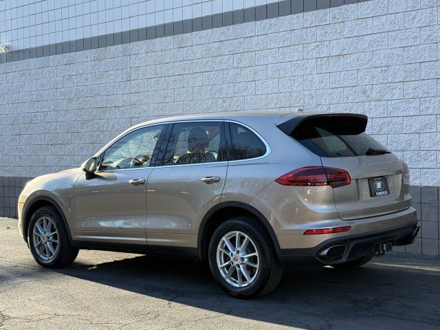 Used 2016 Porsche Cayenne AWD/4WD image 15
