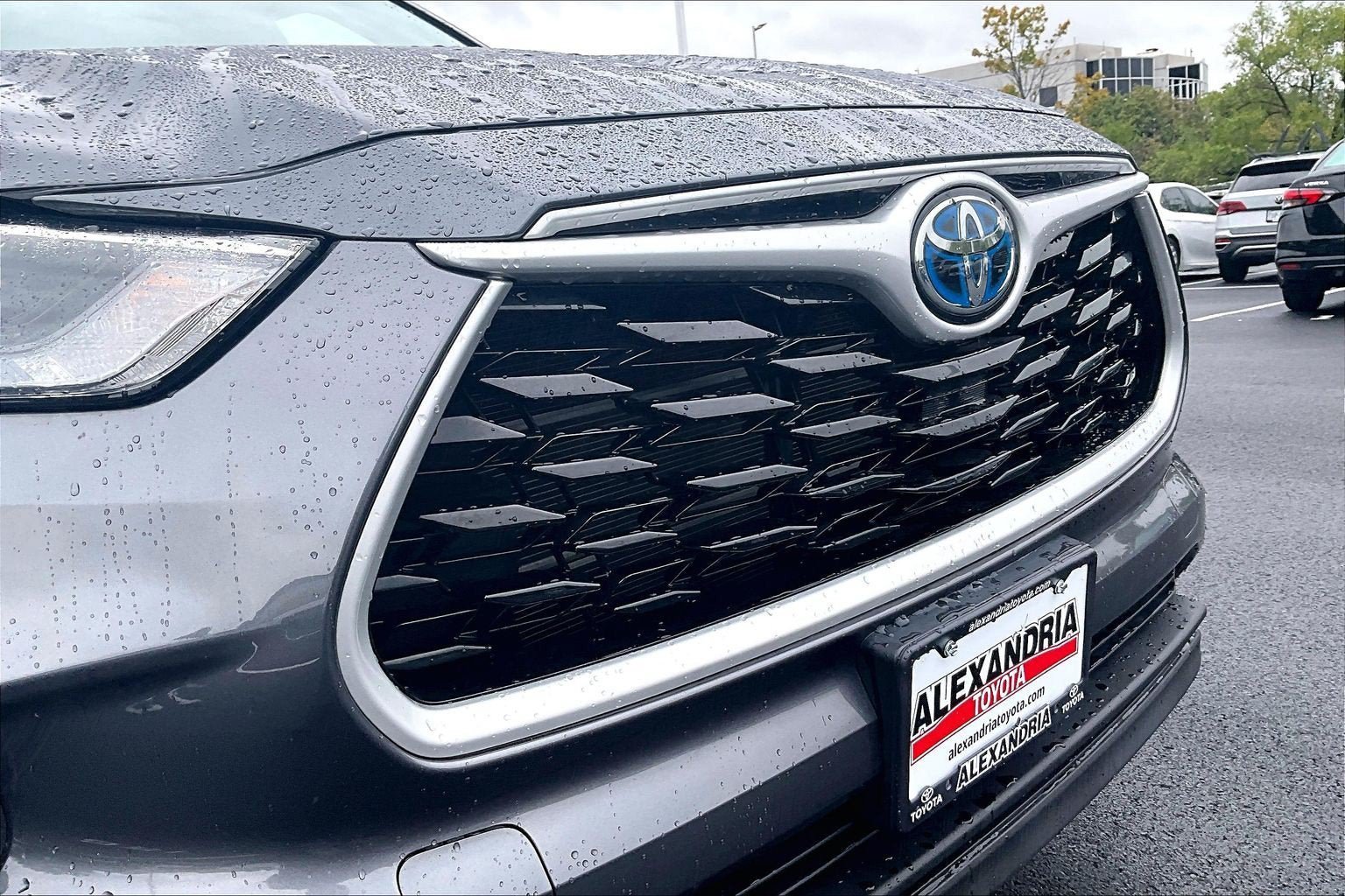 Used 2023 Toyota Highlander XLE AWD/4WD image 30