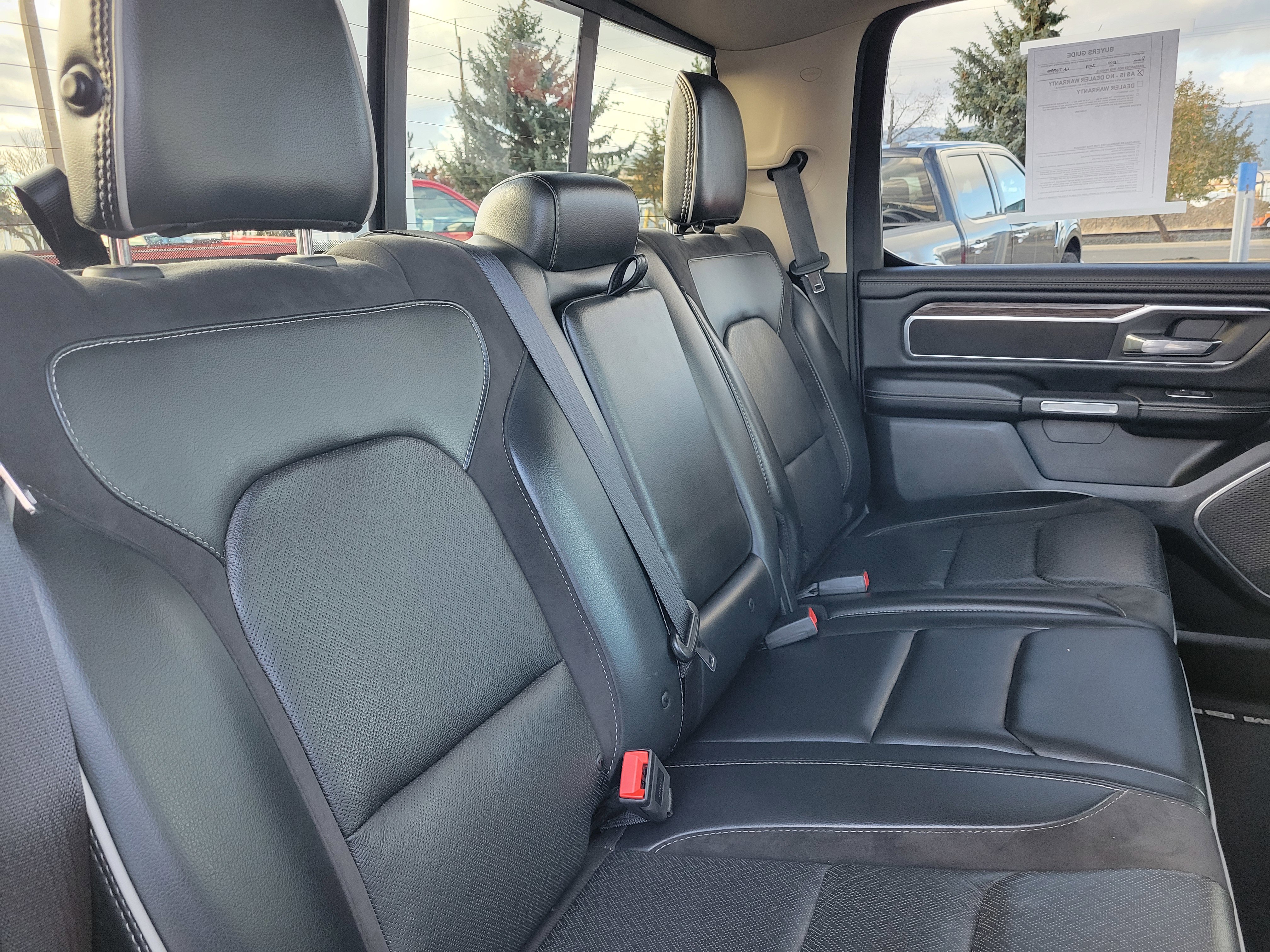 Used 2019 RAM 1500 Laramie image 16