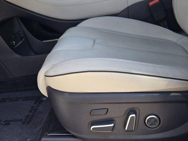 Used 2025 Hyundai Palisade Limited image 24
