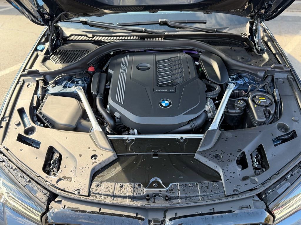 Used 2023 BMW 540i xDrive w/ M Sport Package image 6
