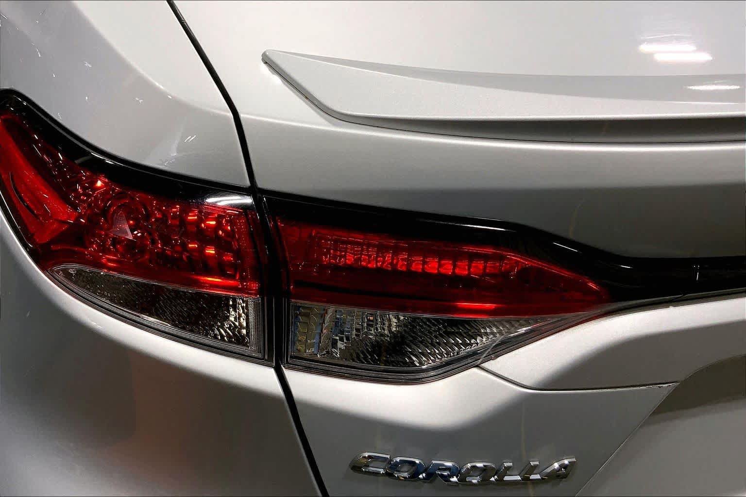 Used 2023 Toyota Corolla SE FWD image 29