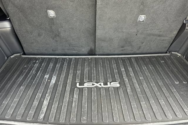 Used 2026 Lexus TX 500h AWD w/ Technology Package image 19