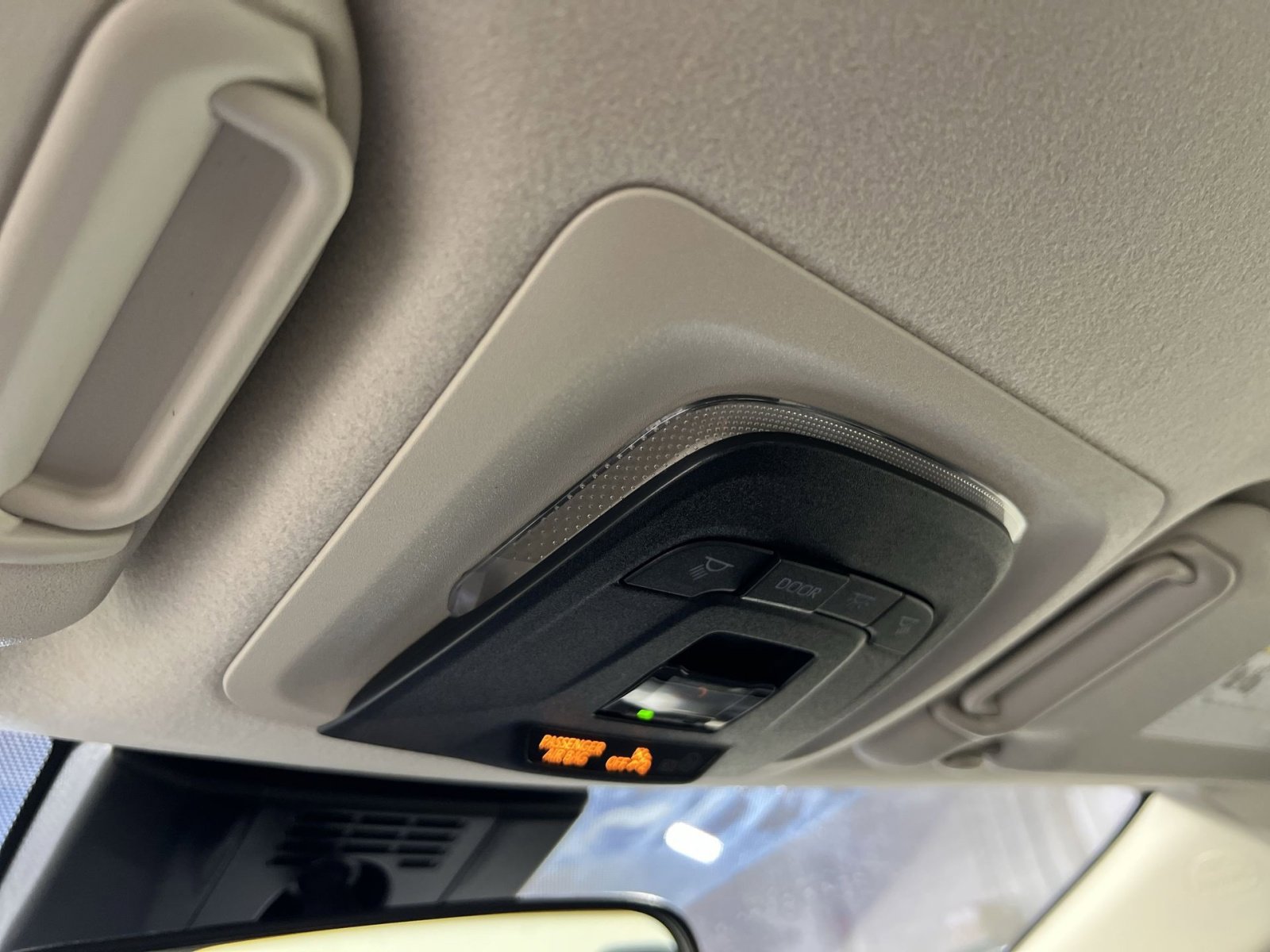 Used 2025 Toyota Corolla LE image 35