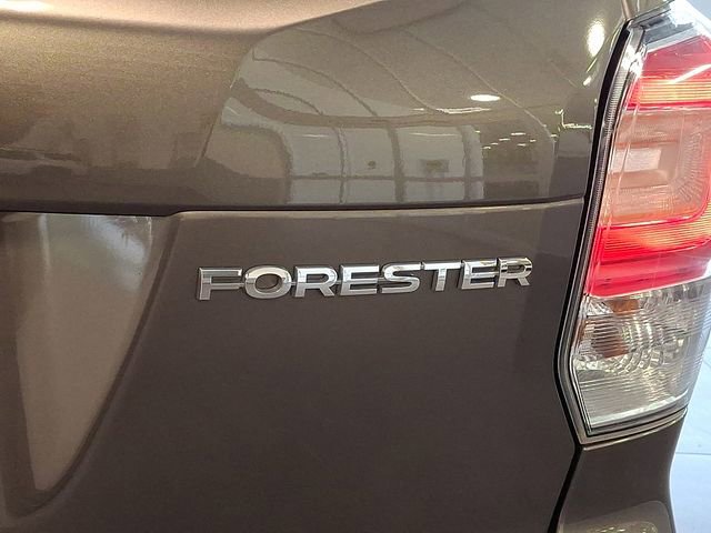 Used 2018 Subaru Forester 2.5i Touring w/ Popular Package #2 AWD/4WD image 32