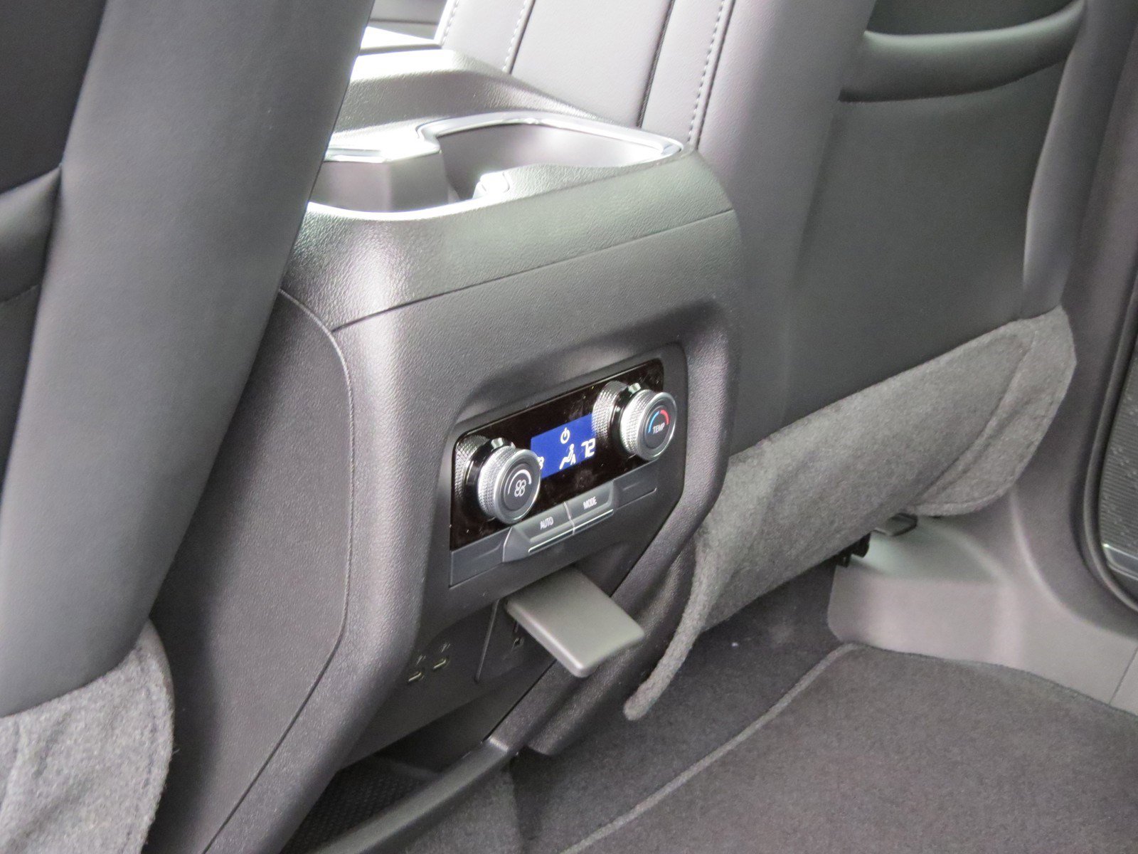 New 2025 Buick Enclave Sport Touring w/ Power Package image 18