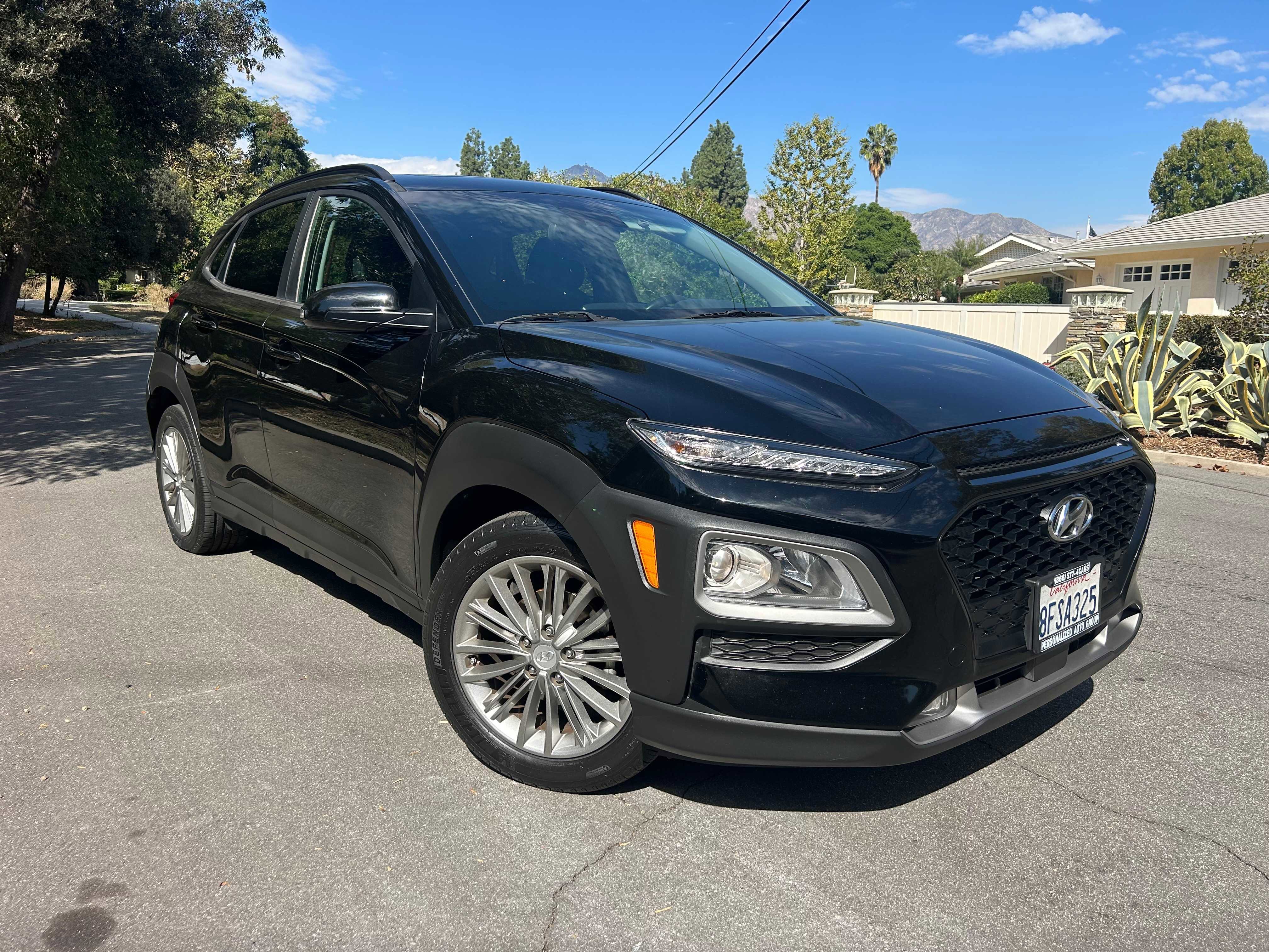 Used 2018 Hyundai Kona SEL w/ SEL Tech Package 02 image 1