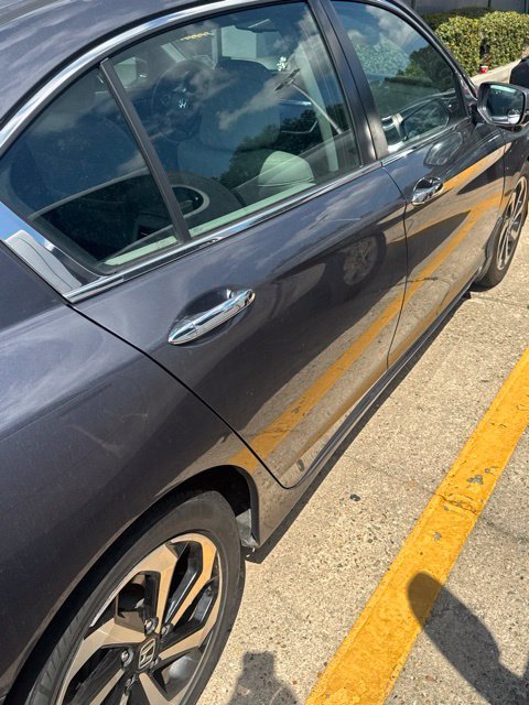 Used 2017 Honda Accord EX-L image 6