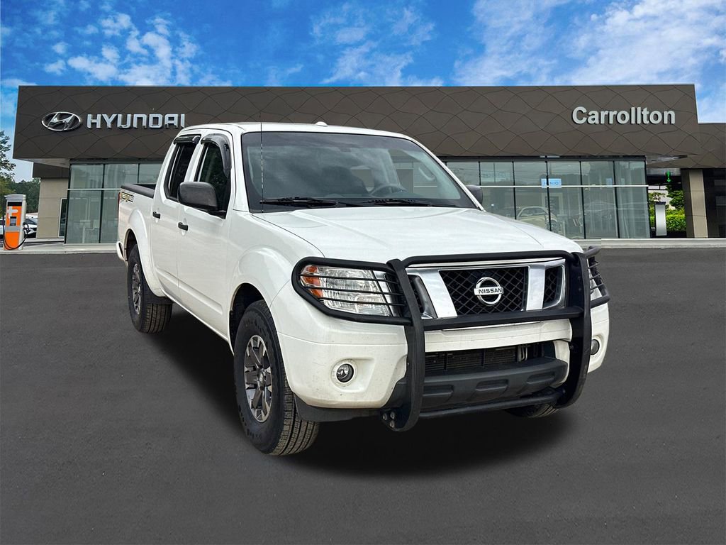 Used 2015 Nissan Frontier Desert Runner image 3