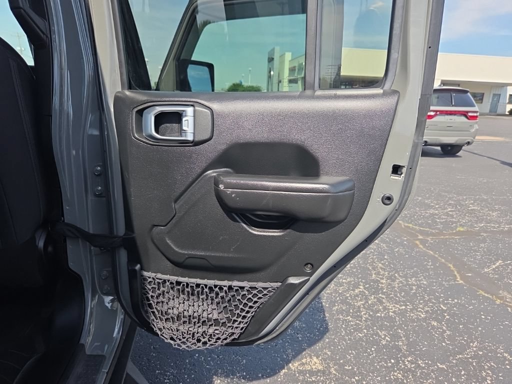 Used 2019 Jeep Wrangler Unlimited Sport S AWD/4WD image 26