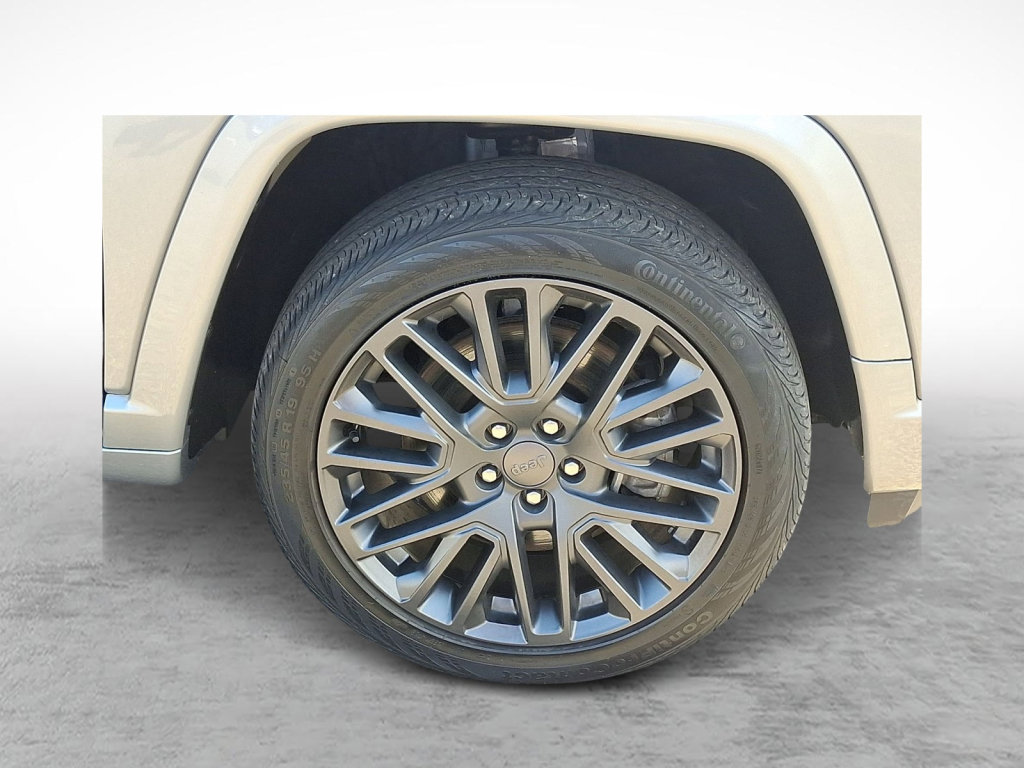 Used 2023 Jeep Compass High Altitude image 9